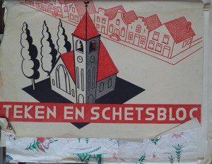 Tekenblok met verschillende kindertekeningen van Addi, o.a. dieren, landschapjes, poppen, kinderen, speelgoed (bundeling van losse tekeningen)