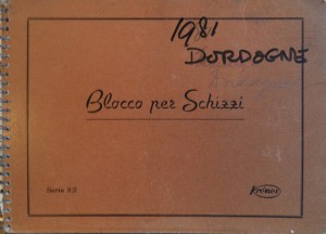 Tekenboekje met tekeningen van een reis naar de Dordogne, o.a. Bergerac, Lasserre, grotten, Sarlat, Saint Cyprien